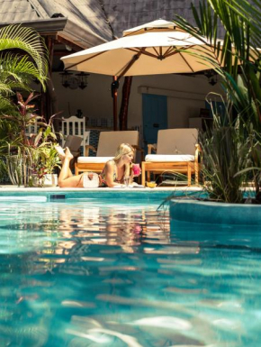 Hotel Guiones